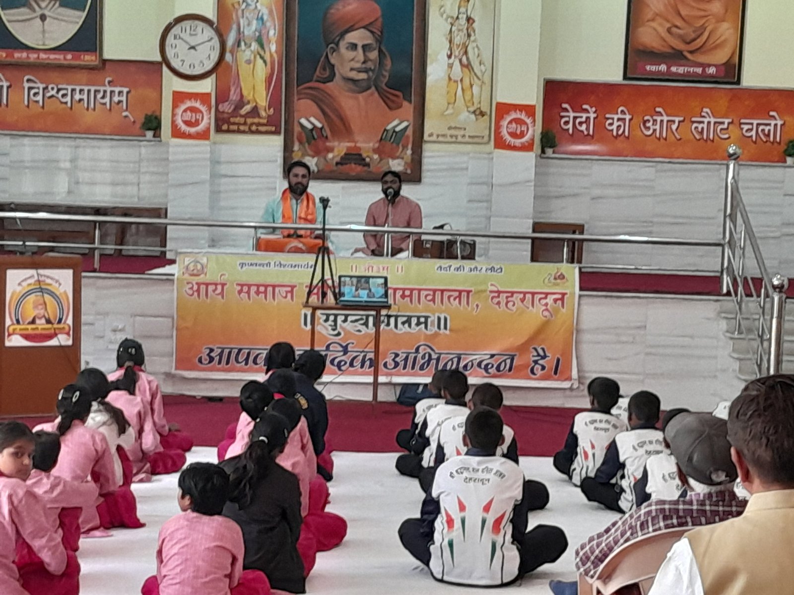 -आर्यसमाज धामावाला, देहरादून का रविवारीय सत्संग-  “मनुष्य की वाणी उसका सबसे बड़ा आभूषण है: आचार्य परमवीर”