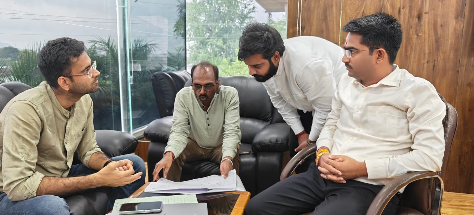 पिंडवाडा मार्ग पर ब्लेक स्पॉट निवारण के लिए तैयार प्रोजेक्ट ग्रामीणों के सुझाव पर रीडिजाइन होगा: सांसद डॉ रावत 