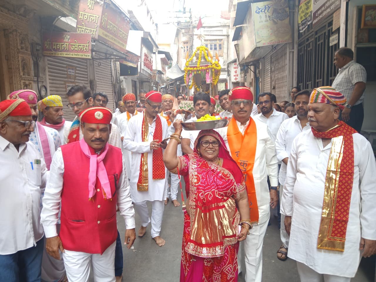Grand Annakoot Festival Celebrated by Kumawat Mahapanchayat, Mandi Surajpol