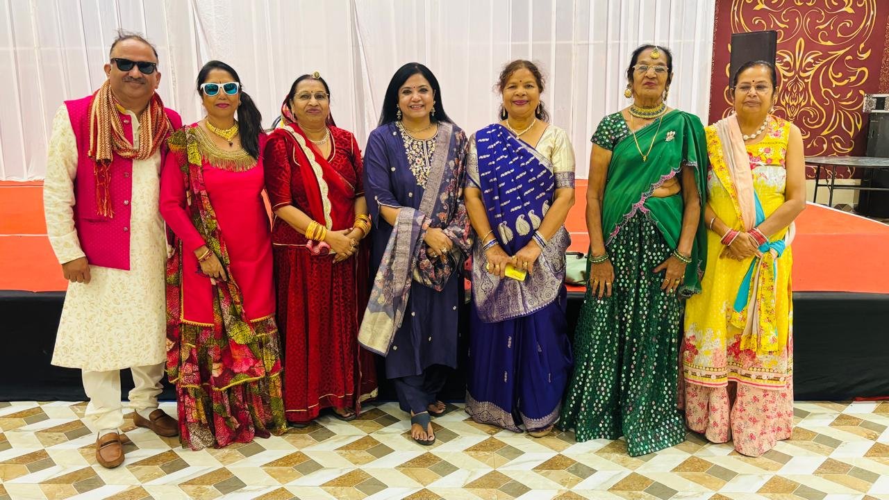 मुुस्कान क्लब परिवार दिवाली स्नेह मिलन में उत्कृष्ट नृत्य कार्यक्रम आयोजित