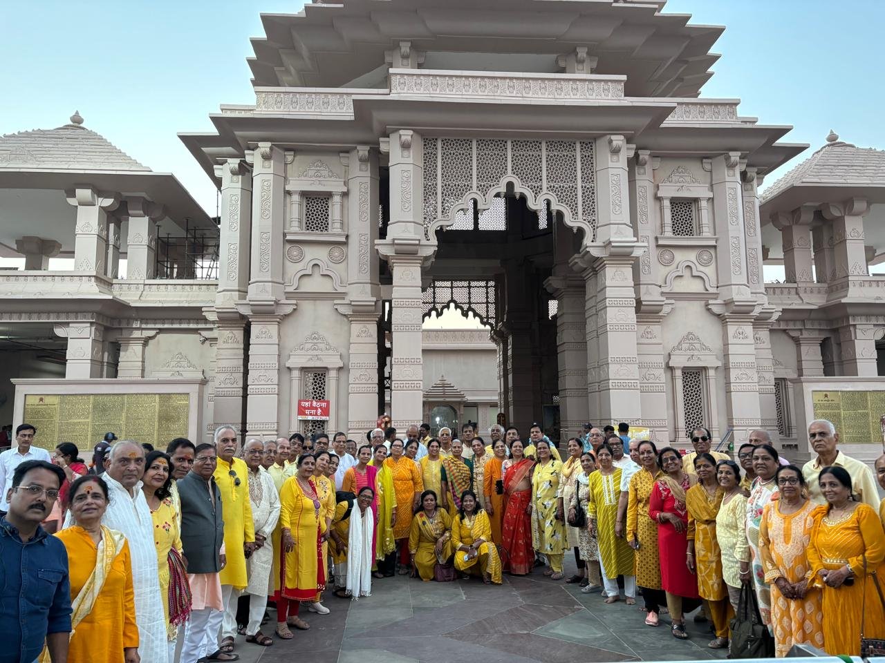 नो दिवसीय आध्यात्मिक एवं ऐतिहासिक यात्रा संपन्न