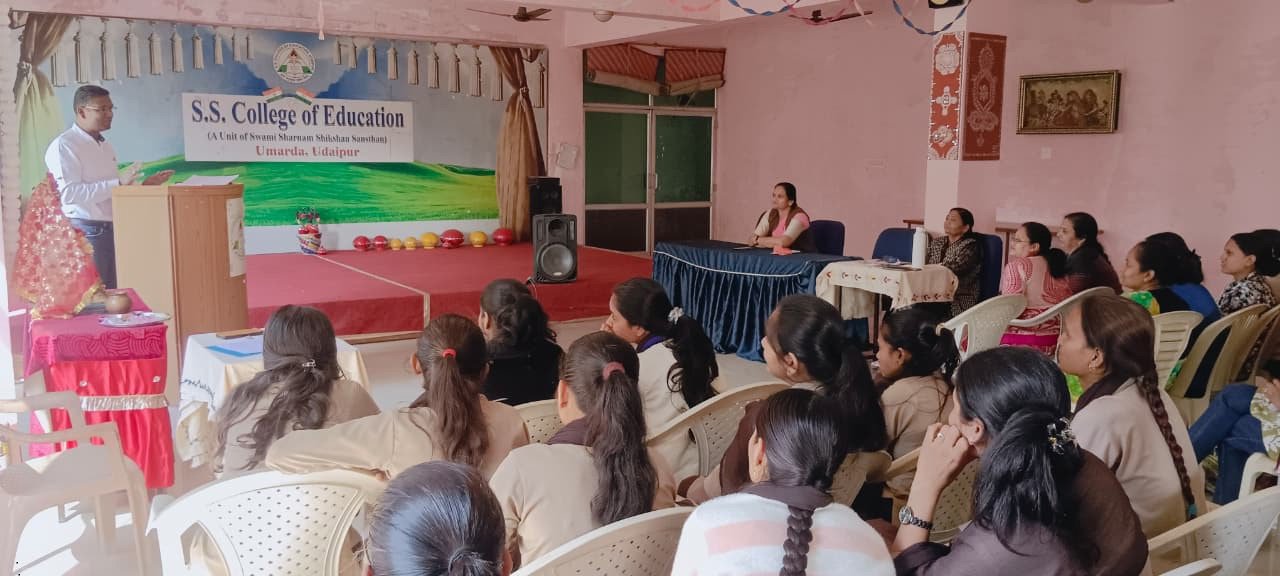 वाद-विवाद प्रतियोगिता सम्पन्न