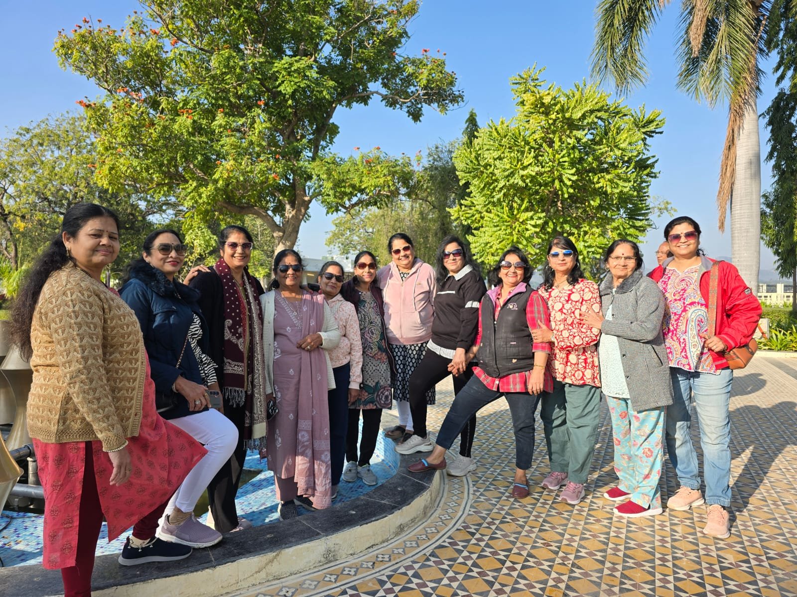 जेएसजी अनंता करेगा गिरनार ओर पालीतना यात्रा, नेहरू गार्डन भ्रमण के दौरान हुई चर्चा