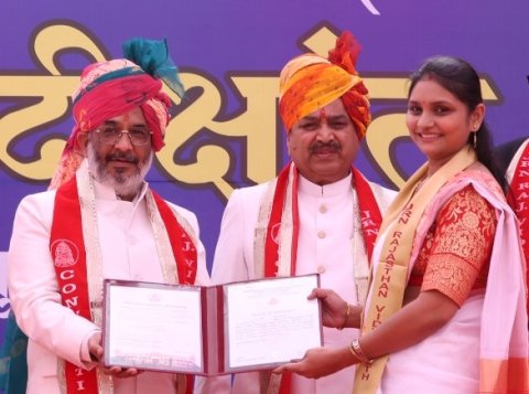मिश्रा, सेन, धाबाई को मिली पीएचडी की उपाधि