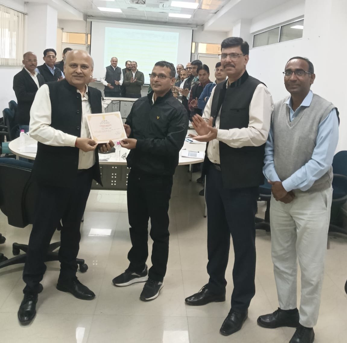 उत्तर पश्चिम रेलवे मुख्यालय में न्यायिक प्रकरणों की मासिक समीक्षा बैठक आयोजित