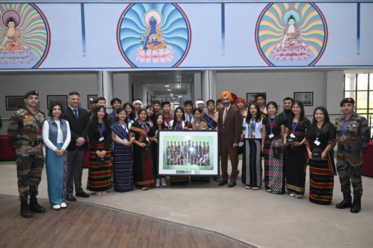 NATIONAL INTEGRATION TOUR MANIPUR PARTICIPANTS VISITS CULTURAL HERITAGE OF JAIPUR AND SAPTA SHAKTI COMMAND