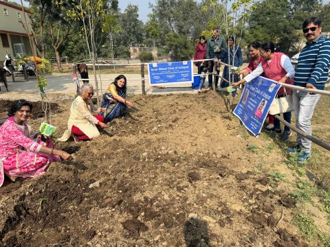 बंजर ज़मीन से हरी भरी आशा की ओर – कला मेहता की प्रेरणादायक सेवा पहल