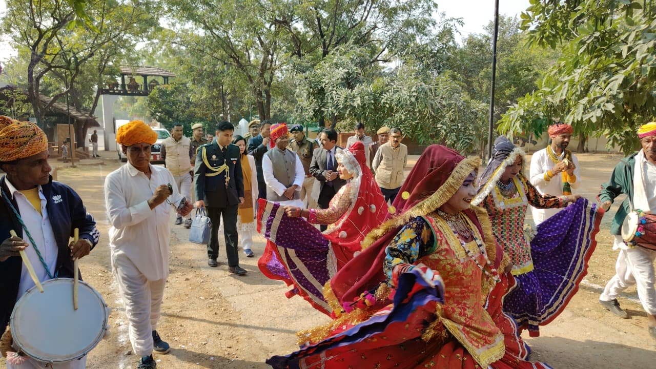 विकास करें मगर अपनी विरासत को ना छोड़े’’: असम राज्यपाल