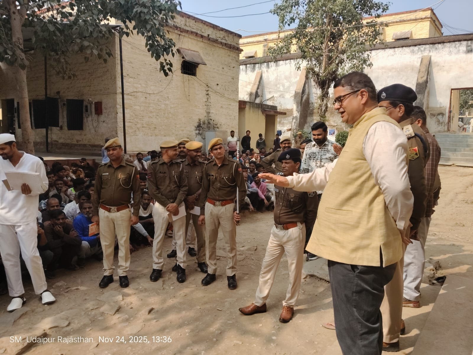 केंद्रीय कारागृह का निरीक्षण