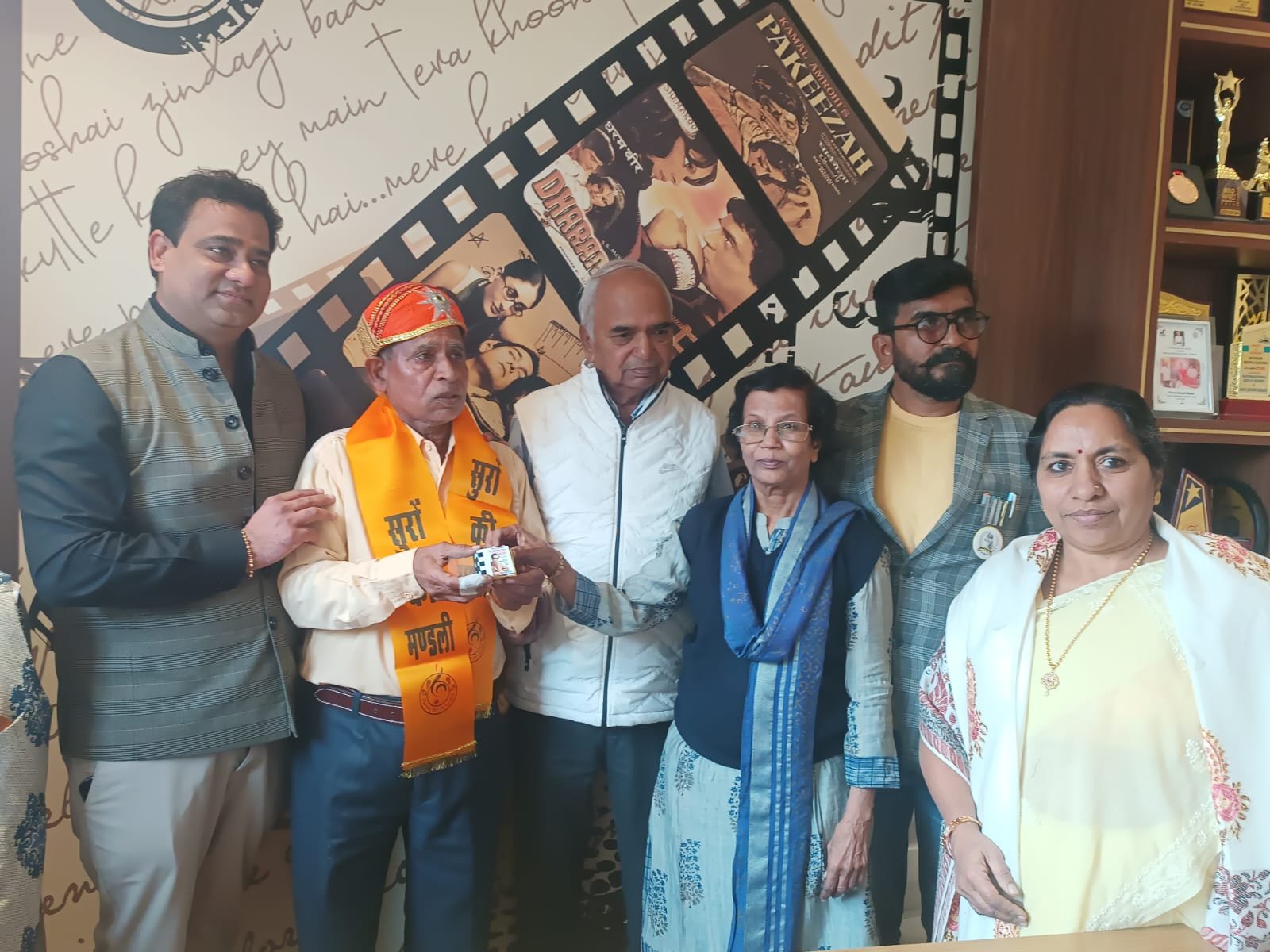 "बच्चन जयंती पर चित्तौड़ा की सूक्ष्म पुस्तिका विमोचित"