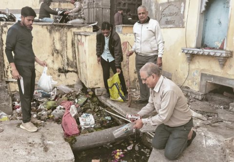###Sewage Pollution and Waste Disposal Threaten Udaipur’s Iconic Lakes