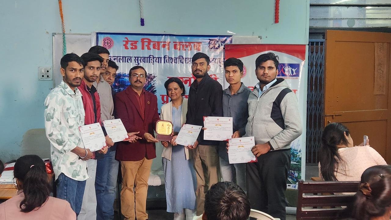 Red Ribbon Club Organizes Two-Day Events on World AIDS Day