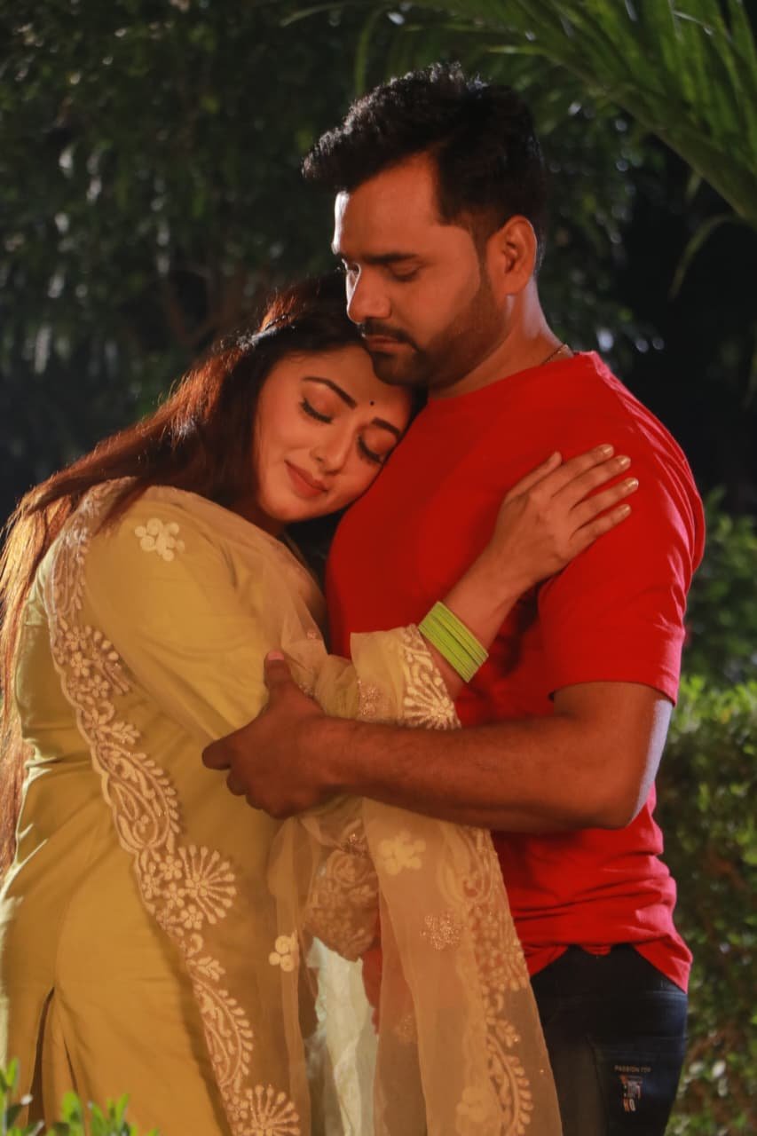 Sonu Banarasi, Son of a Birha Folk Singer, Becomes a Bhojpuri Film Hero