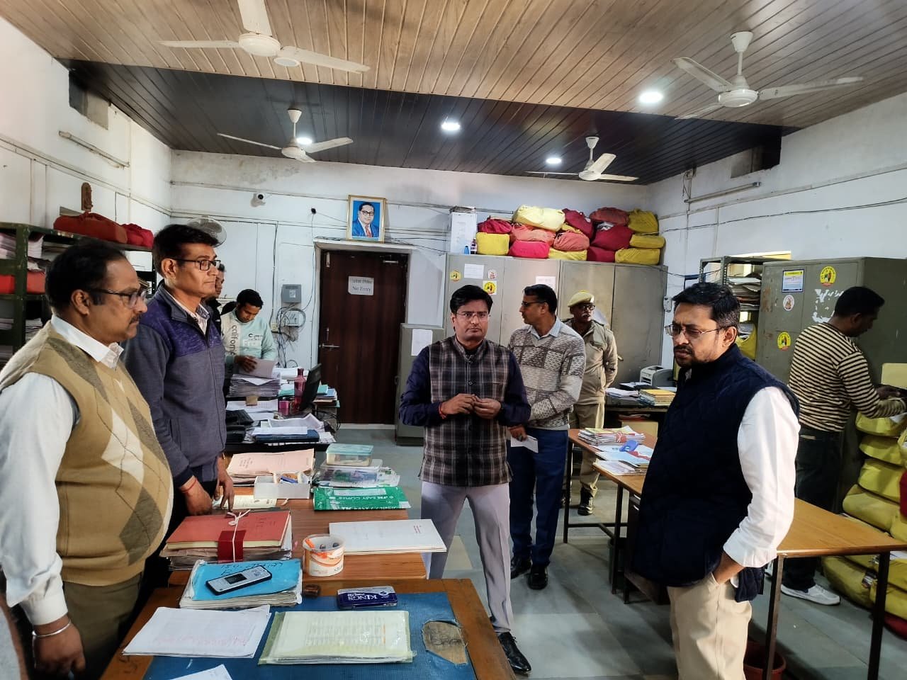 मावली उपखण्ड के दौरे पर जिला कलेक्टर मेहता, विभिन्न कार्यालयों का किया निरीक्षण