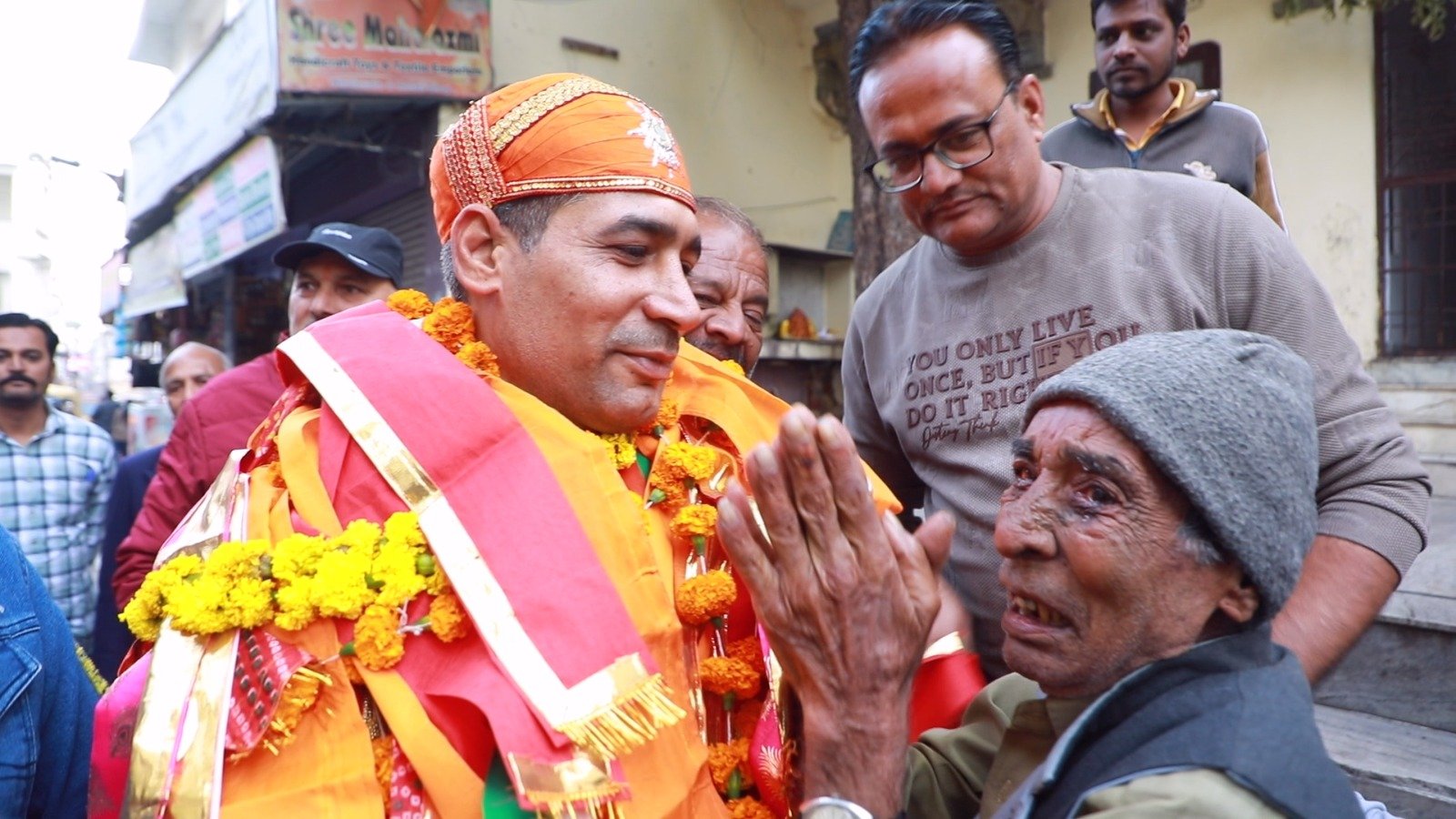 ऑपरेशन सिंदूर के योद्धारू उदयपुर के इंस्पेक्टर महेश नागदा का ओल्ड सिटी ने किया भव्य अभिनंदन