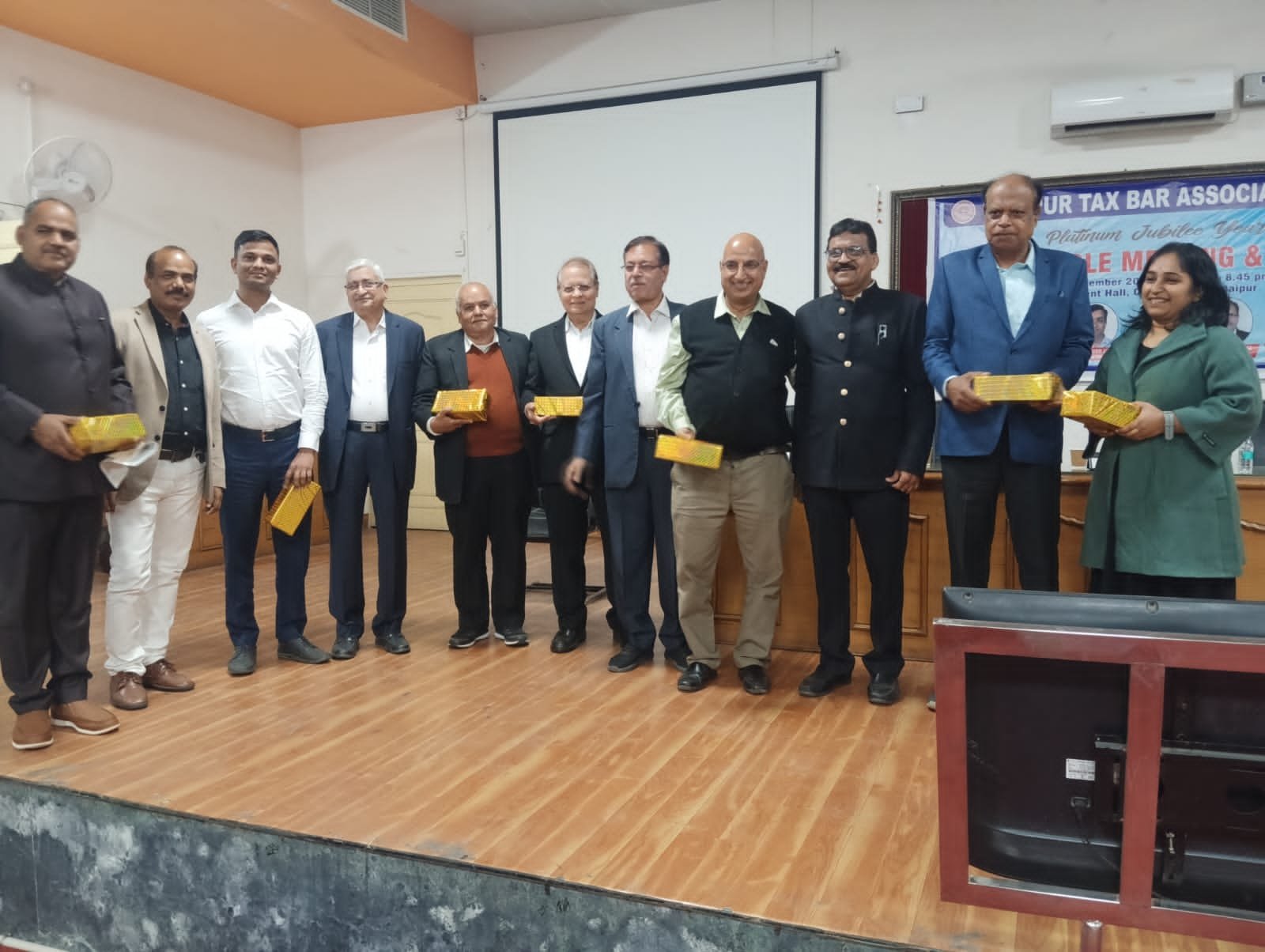 जीएसटी, कंपनी लॉ एवं टैली सॉफ्टवेयर पर उदयपुर टेक्स बार एसोसिएशन का सेमिनार एवं वार्षिक आमसभा सफलतापूर्वक संपन्न
