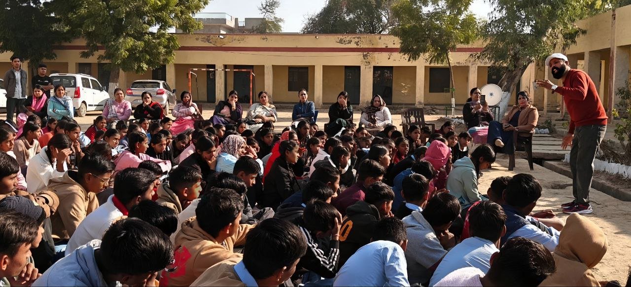 राजकीय स्कूल ख्यालीवाला में नशे के खिलाफ युवाओं की पंचायत कार्यक्रम