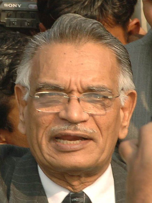 पूर्व गृहमंत्री शिवराज पाटिल के निधन पर गहरा शोक 