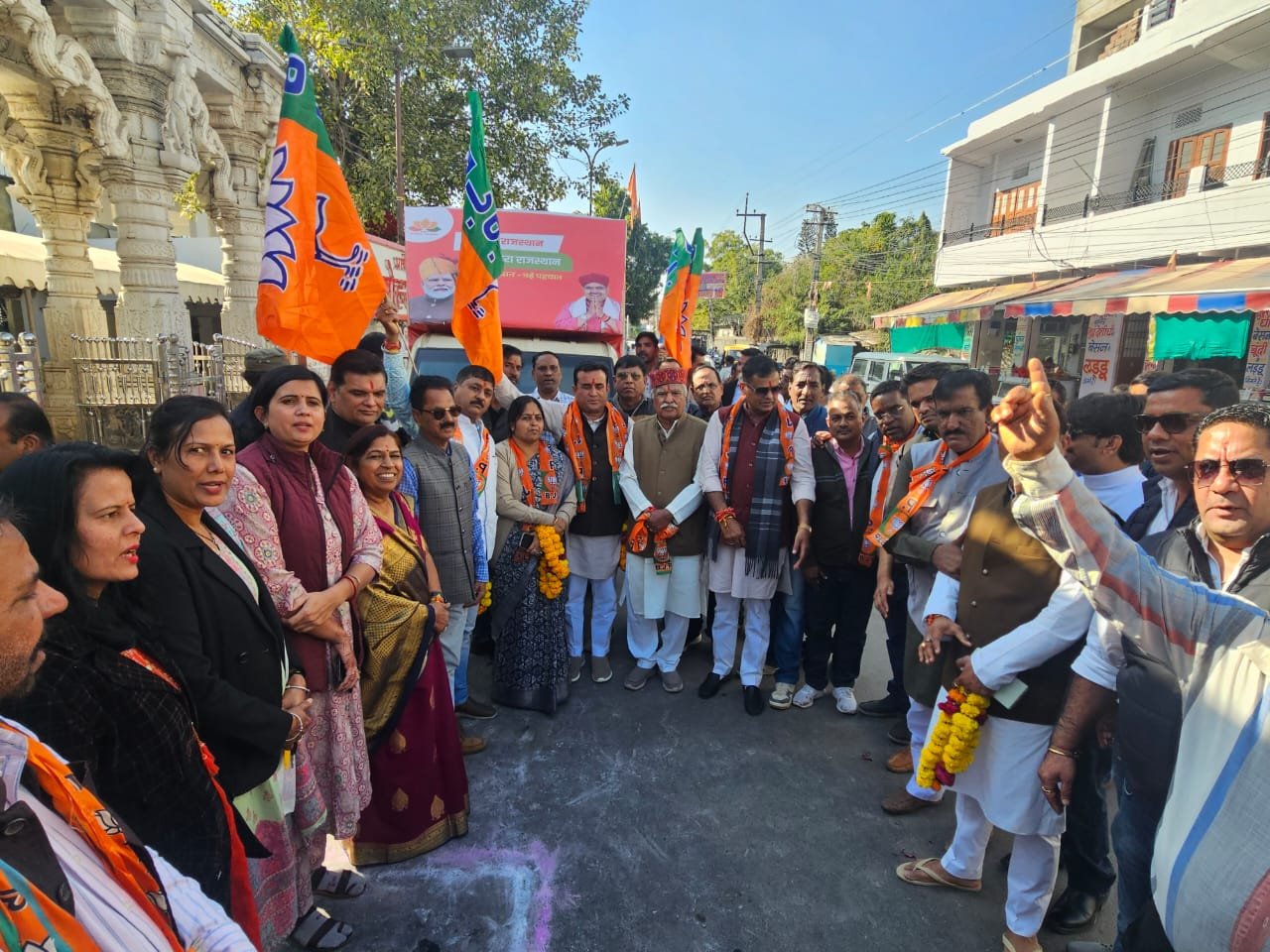 बढता राजस्थान - हमारा राजस्थान मोबाइल एलईडी रथ का किया भव्य स्वागत
