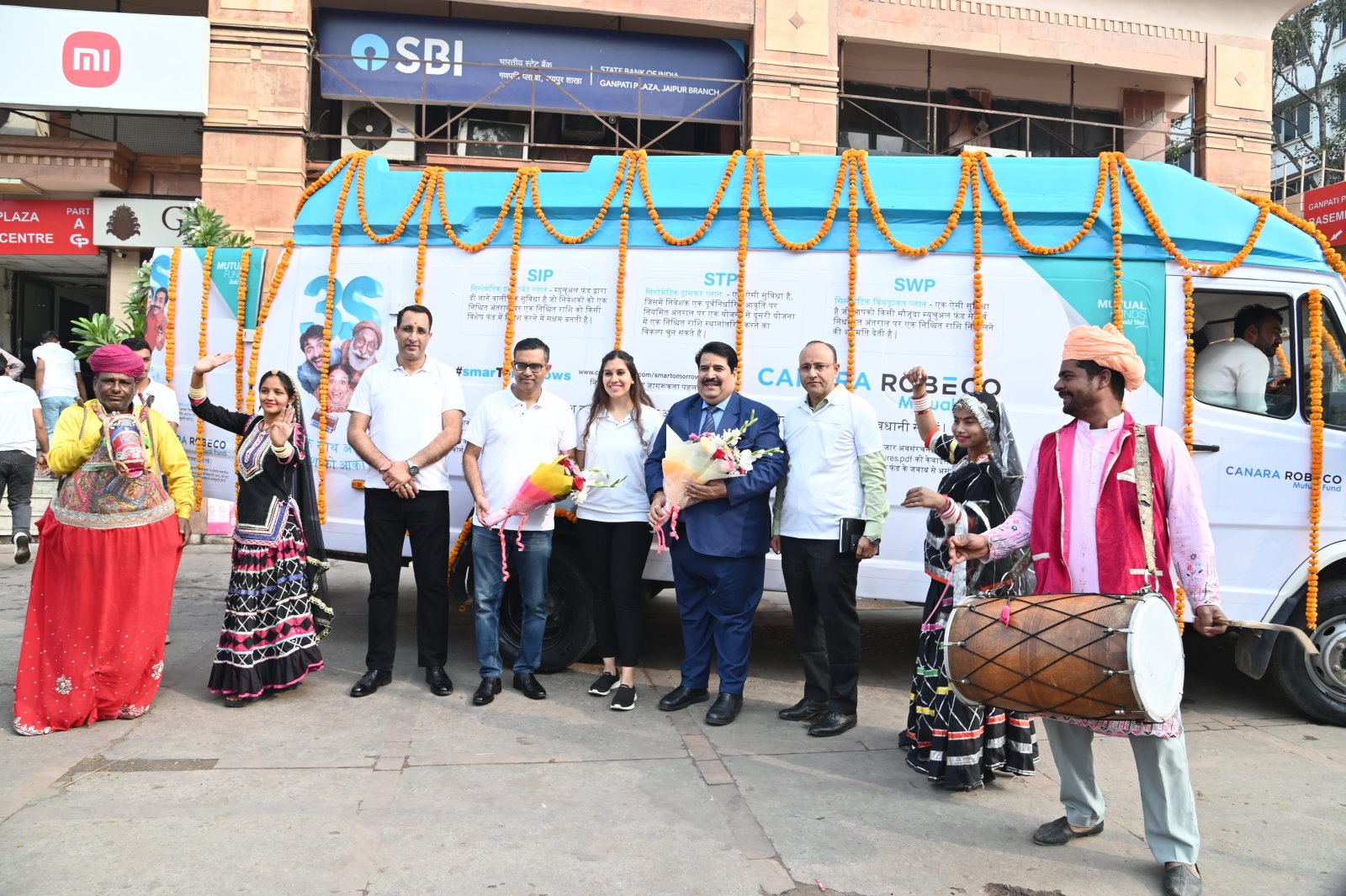 Canara Robeco Asset Management Company takes 'Nivesh Bus Yatra' to Rajasthan to Educate Investors