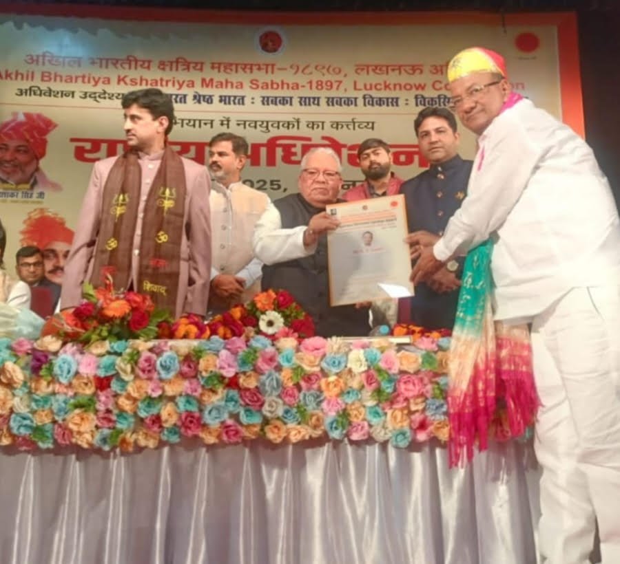 स्वच्छता, जल और पर्यावरण संरक्षण के उत्कृष्ठ कार्यों के लिए के के गुप्ता का लखनऊ में हुआ सम्मान