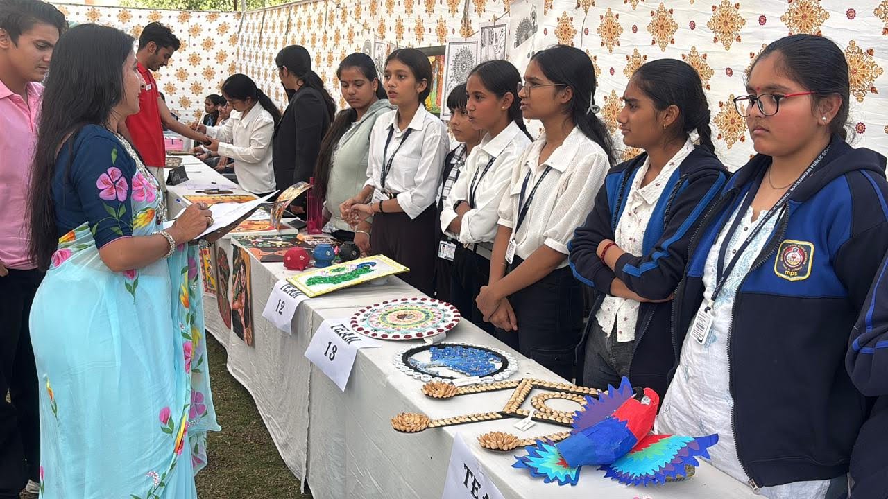 कला संवाद 4.0 का आयोजन ,विभिन्न स्कूलों के लगभग 350 छात्र-छात्राओं ने लिया भाग