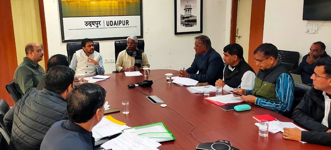 जनहित को प्राथमिकता देते हुए समन्वय से करें कार्य : श्री खराड़ी