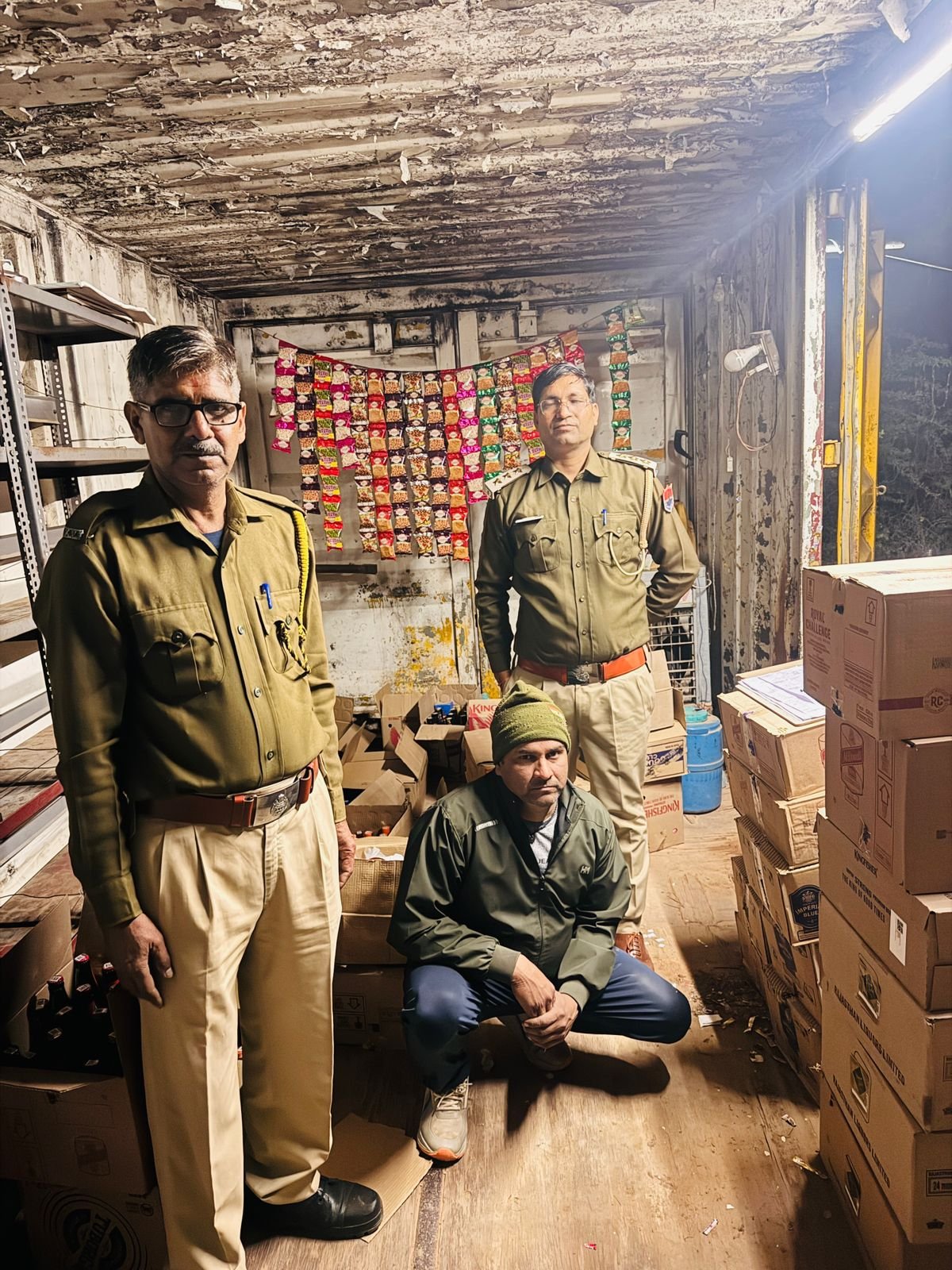 विशेष निरोधात्मक अभियान हजारों लीटर वॉश एवं भट्टियां नष्ट