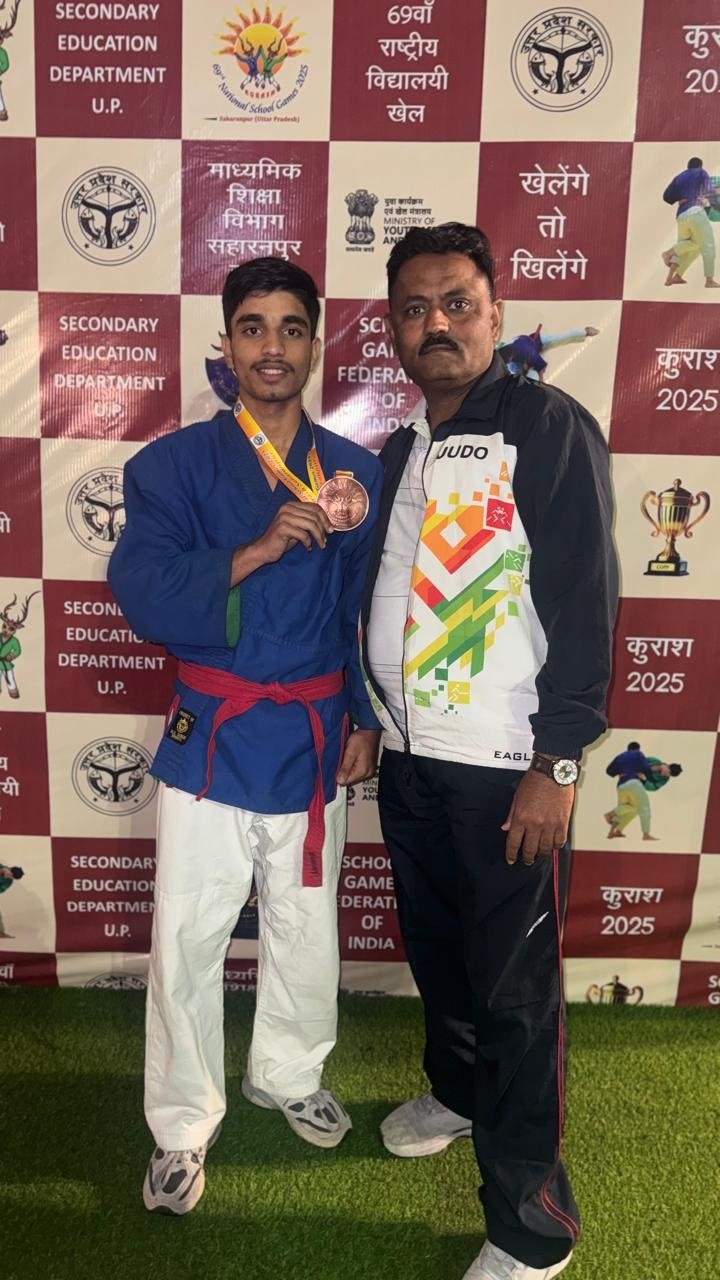 उदयपुर के पृथ्वीराज चौहान ने रचा इतिहास, स्कूल नेशनल कुराश में पहला पदक