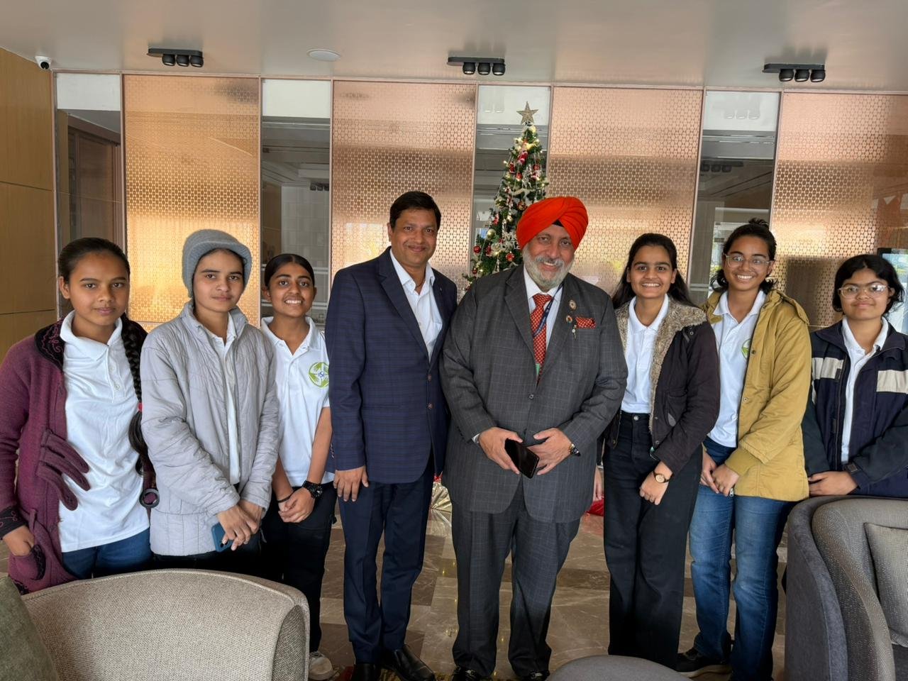 आईसीएआई चेयरमैन सीए रेखा सोमानी फाउण्डेशन में अध्ययनरत छात्राओं से मुलाकात कर मोटिवेट किया