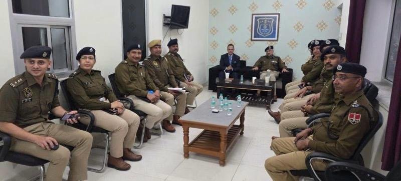 Chief Secretary V. Srinivas Commends Implementation of New Criminal Laws at Mansarovar Police Station