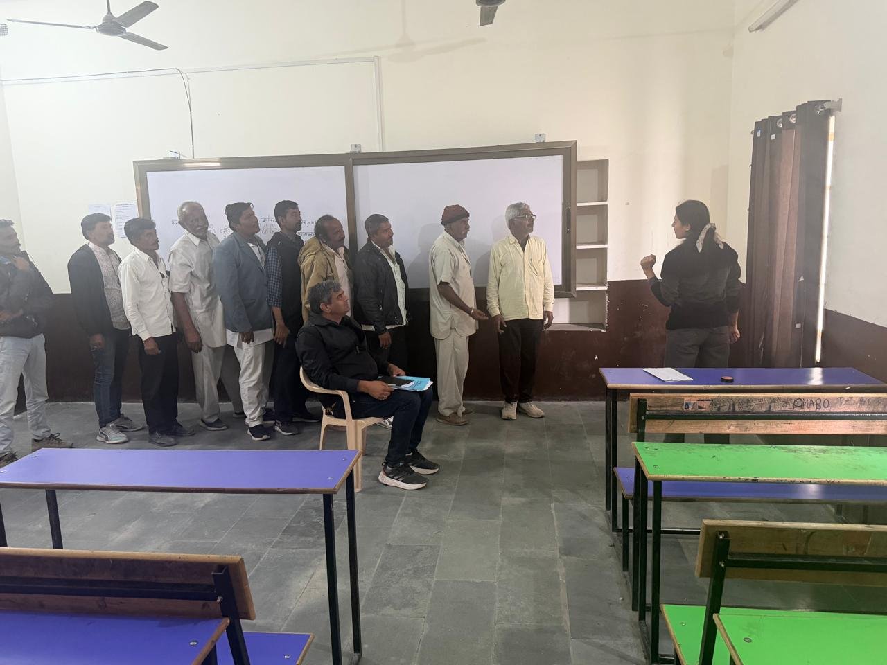 यातायात नियमों की दी गई जानकारी एवं विद्यार्थियों को सड़क सुरक्षा की शपथ दिलवाई