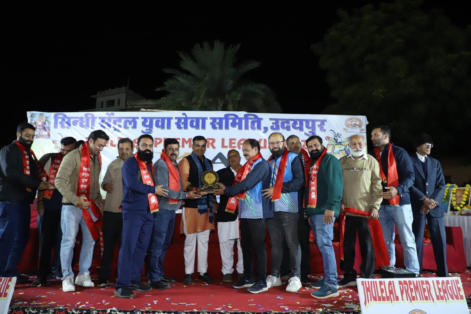 झुलेलाल प्रीमियर लीग–4 का दूसरा दिन रहा रोमांच से भरपूर स्वर्गीय प्रभु दास पाहुजा की स्मृति को समर्पित रहे मुकाबले