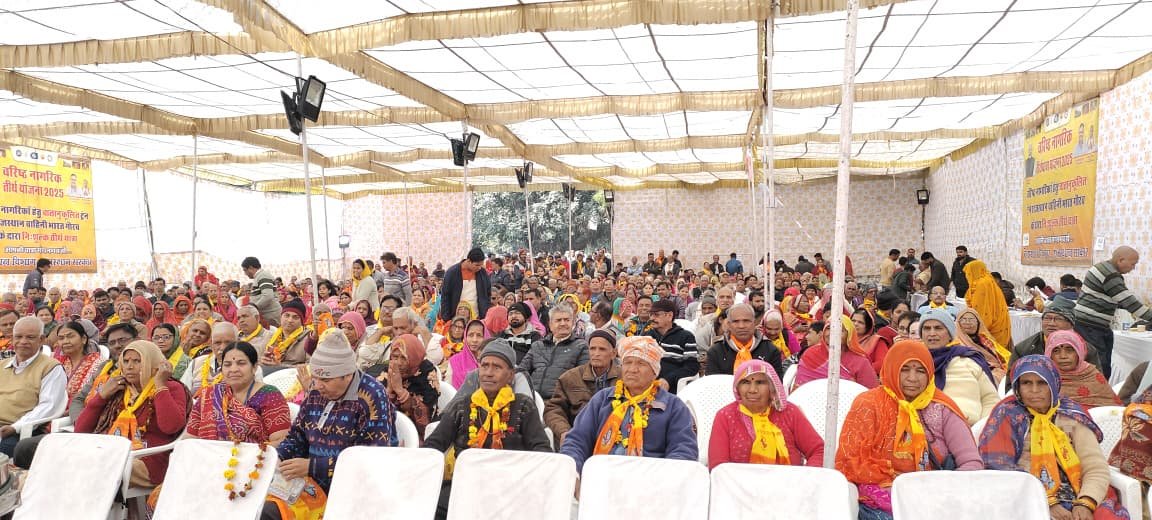 रामेश्वरम् महादेव की जय के जयकारों  के साथ रामेश्वरम्-मदुरई रवाना हुए वरिष्ठ नागरिक तीर्थयात्री