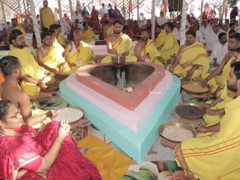 ###New Year’s Revelry or Eternal Heritage — Udaipur Chooses the Glory of Sanatan