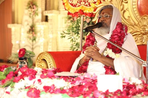 भाग्य से बड़ा होता है विश्वास– जगद्गुरु श्री वसंत विजयानन्द गिरी जी महाराज