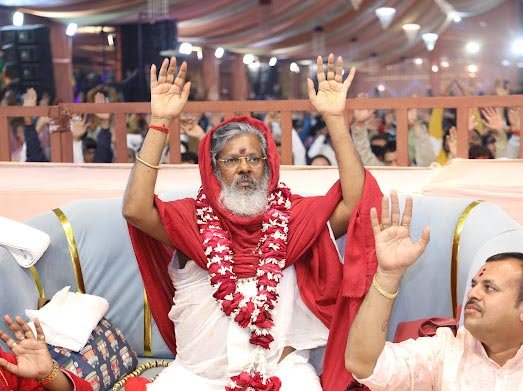 समूची सृष्टि की परिक्रमा का पुण्य केवल भगवान एकलिंगनाथ की परिक्रमा से मिल जाता है- जगद्गुरु वसंत विजयानन्द गिरी जी महाराज