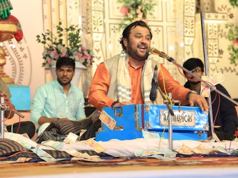 Indra Attained Liberation from the Sin of Brahmahatya Through Penance to Eklingji: Jagadguru Shri Vasant Vijayanand Giri Ji Maharaj