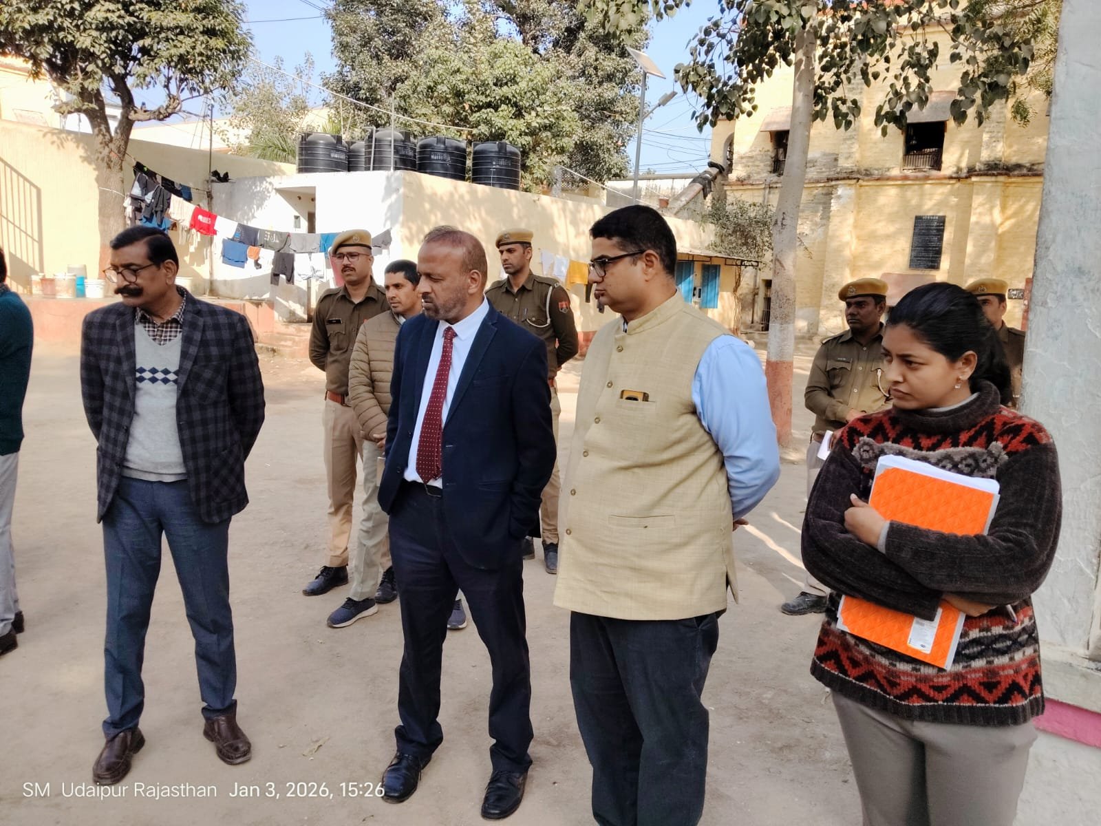 जिला विधिक सेवा प्राधिकरण उदयपुर ने केंद्रीय कारागृह का मासिक निरीक्षण किया