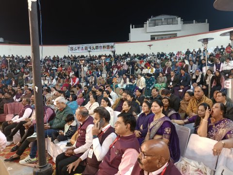 Arihant Kavya Nisha Poets’ Meet Fills Udaipur with Laughter, Making the Winter Chill Barely Felt