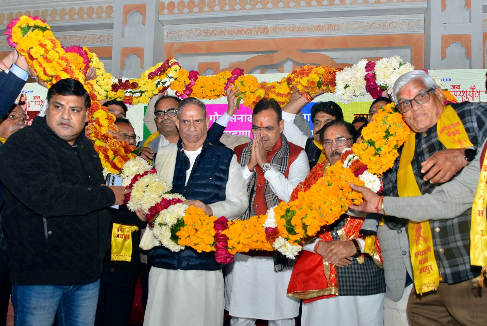 मुख्यमंत्री भजनलाल शर्मा सप्तऋषि मंडल के पौषबड़ा महोत्सव में हुए शामिल