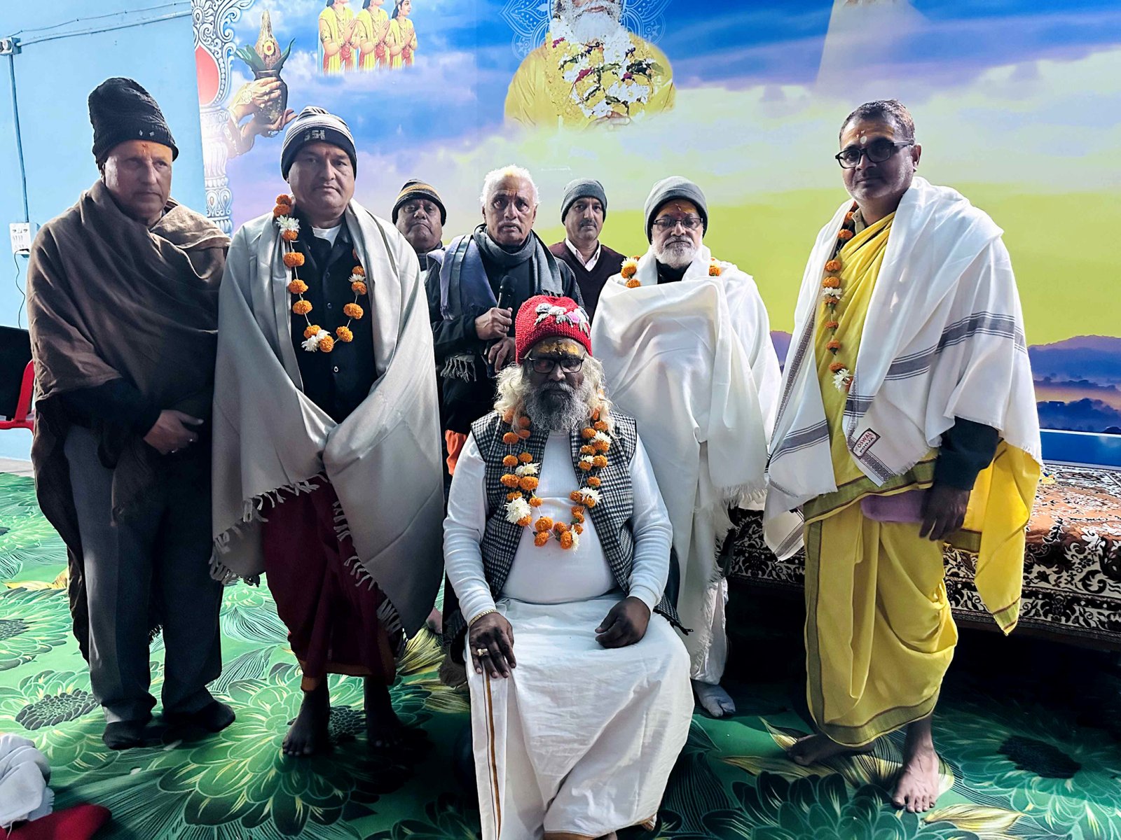 तपोभूमि लालीवाव मठ में महारूद्राभिषेक, शिवभक्तों ने मचायी भजनों की धूम
