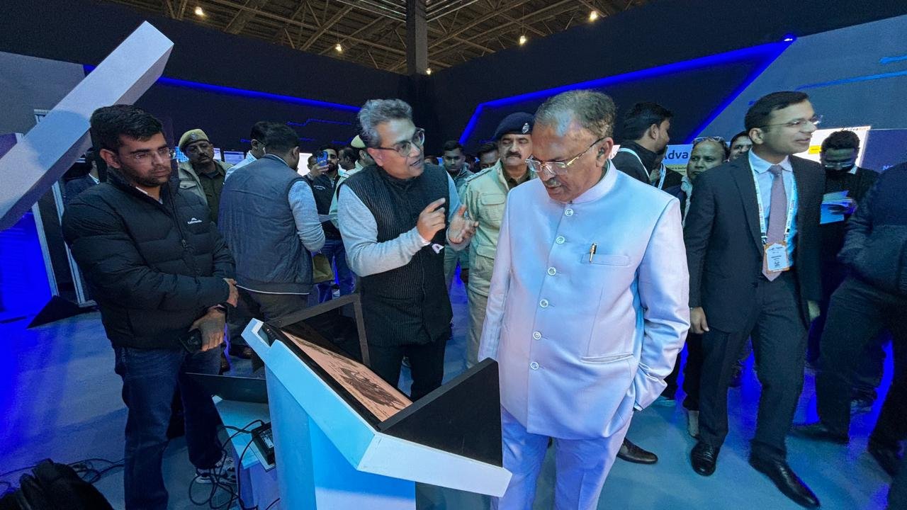 राजस्थान विधानसभा अध्यक्ष श्री वासुदेव देवनानी ने एआई इम्पैक्ट समिट भारत 2026 का किया अवलोकन