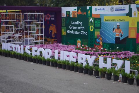 हिन्दुस्तान जिं़क के सखी और समाधान प्रोजेक्ट्स फ्लावर शो में बने पर्यटकांे की पसंद