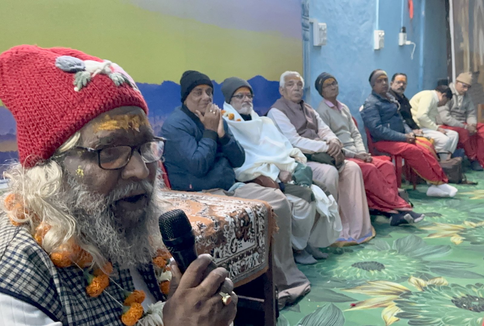 धर्म-कर्म एवं कर्मकाण्ड जगत की सेवाओं में उल्लेखनीय योगदान की सराहना