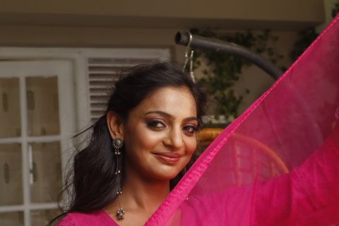 ####Kumbh Mela viral girl Monalisa's new song "Dil Janiya" has been released by Venus Music.