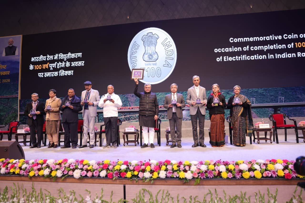 औपनिवेशिक मानसिकता से रेलवे को पूरी तरह मुक्त करना प्राथमिकताः श्री वैष्णव