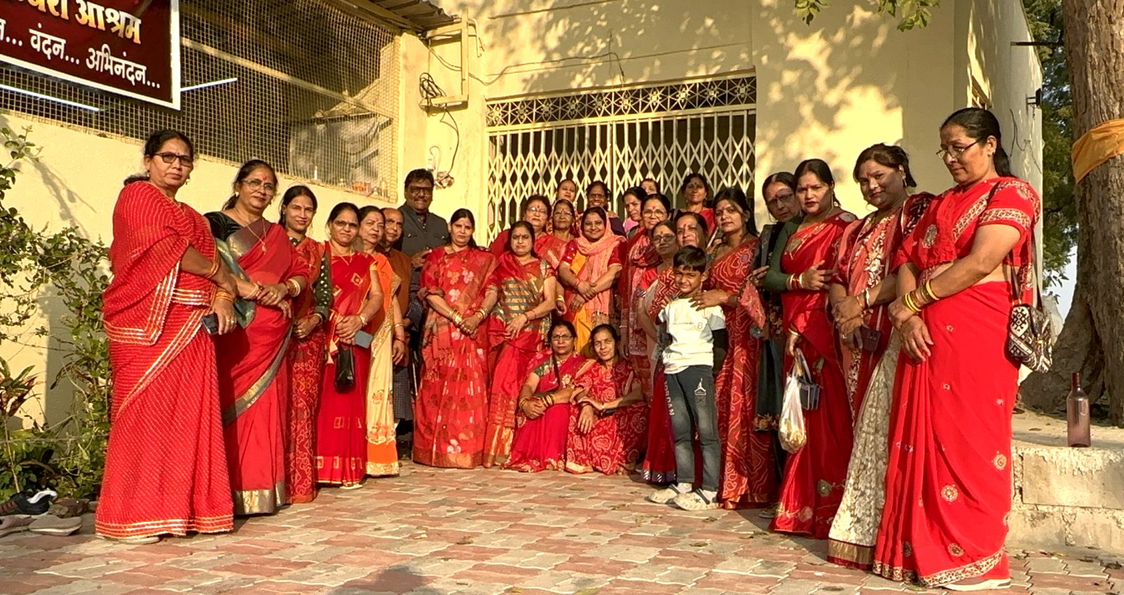 श्री पीताम्बरा आश्रम में मातृशक्ति वन्दना महोत्सव