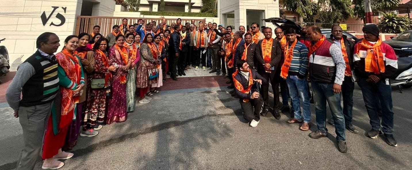 वरिष्ठजनों ने संजय भण्डारी के समाज हित में निर्विरोध चुनाव हेतु त्याग और समर्पण की भावना की की सराहना