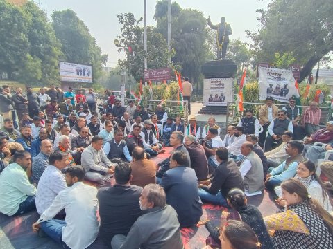 मनरेगा को खत्म करने का केंद्र सरकार का फैसला ग्रामीण आजीविका पर गंभीर हमला : रघुवीर सिंह मीणा